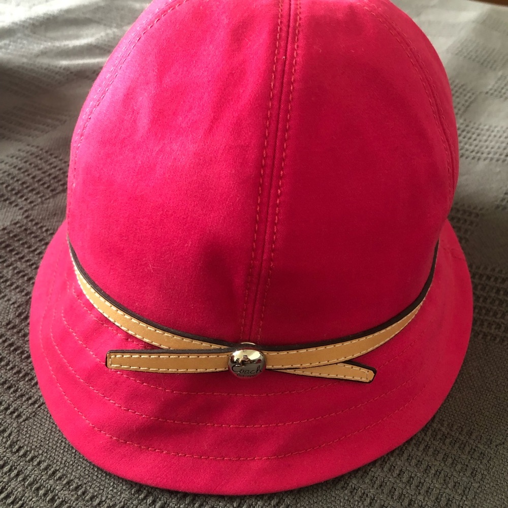 NWT Coach Bucket Hat, Pink, size M/L